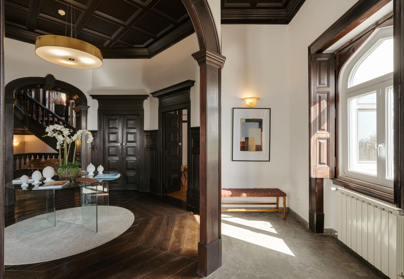 Villa in Cascais - Seafront Manor