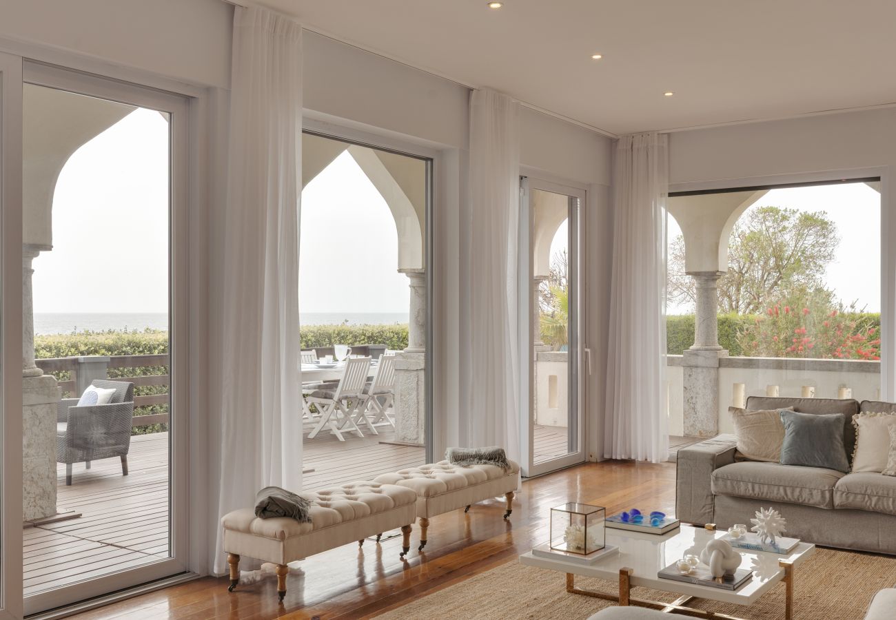 Villa in Cascais - Seafront Manor