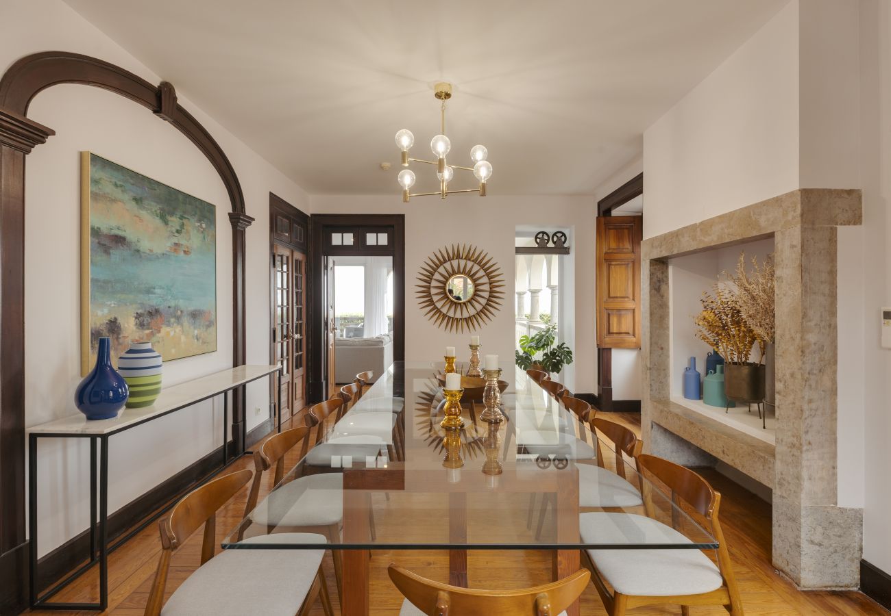 Villa in Cascais - Seafront Manor