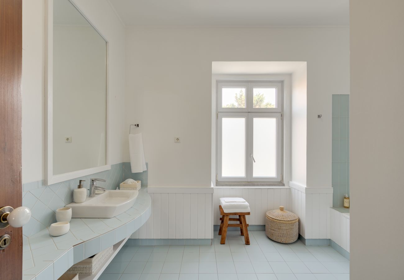 Villa in Cascais - Seafront Manor