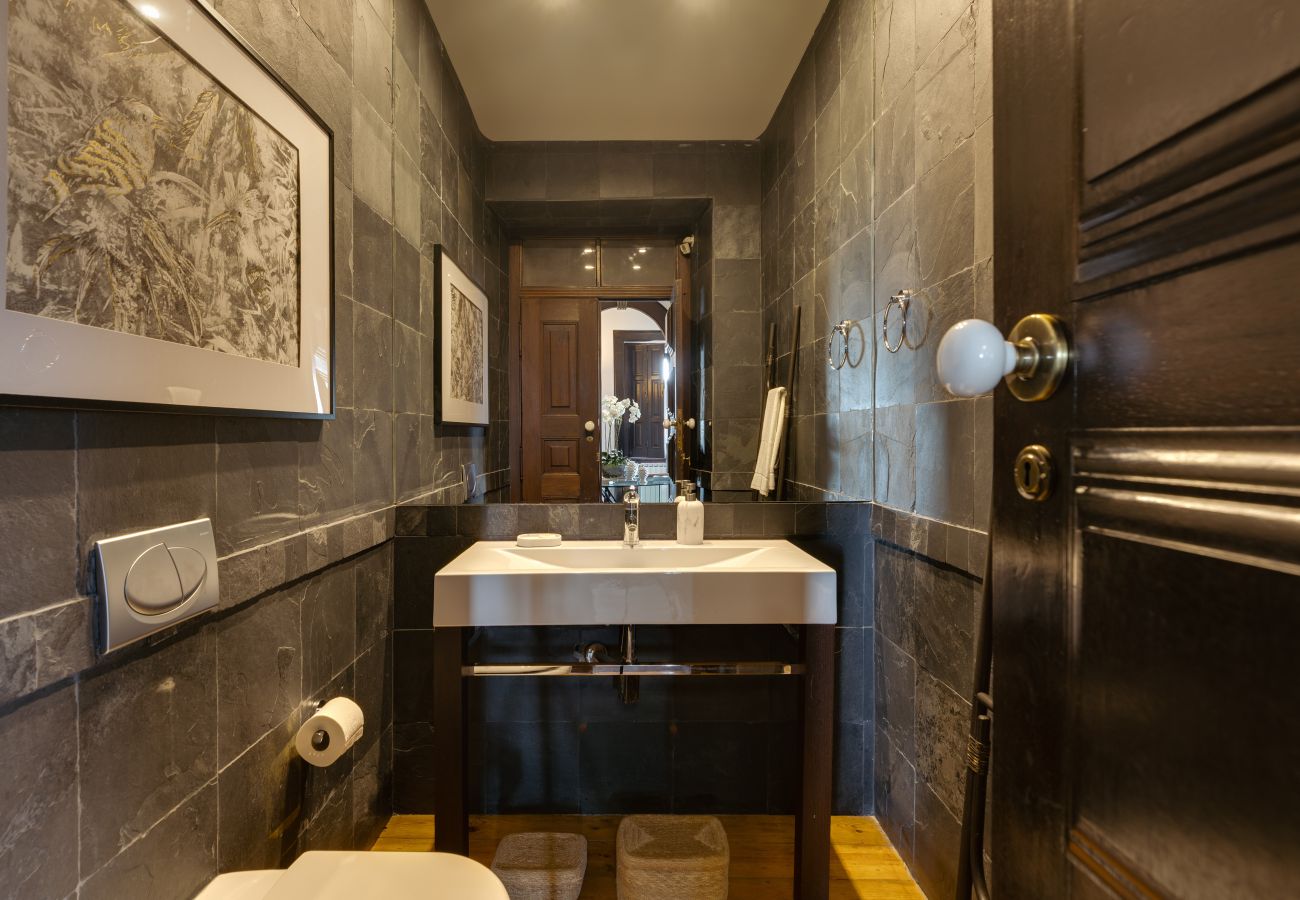 Villa in Cascais - Seafront Manor