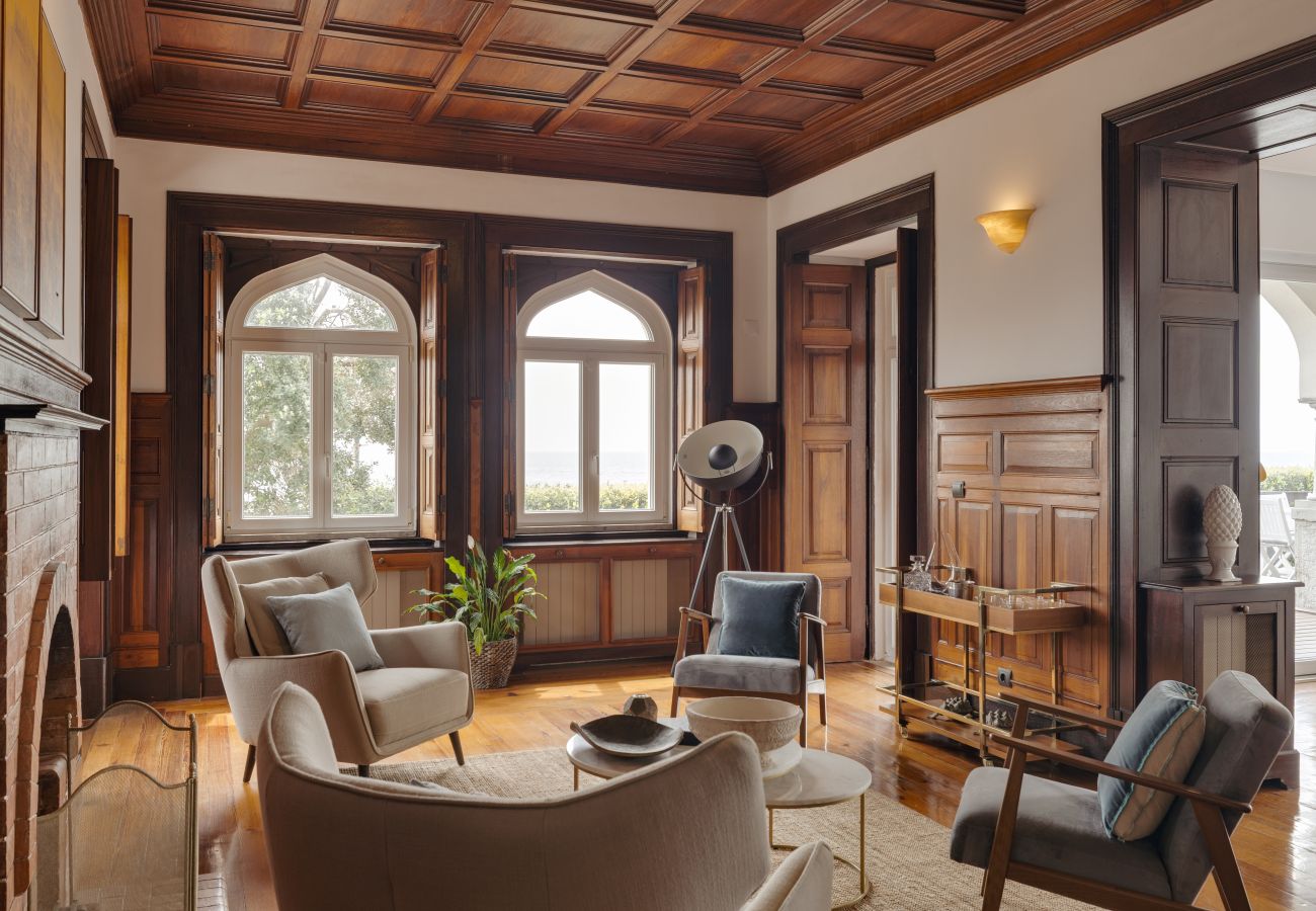Villa in Cascais - Seafront Manor