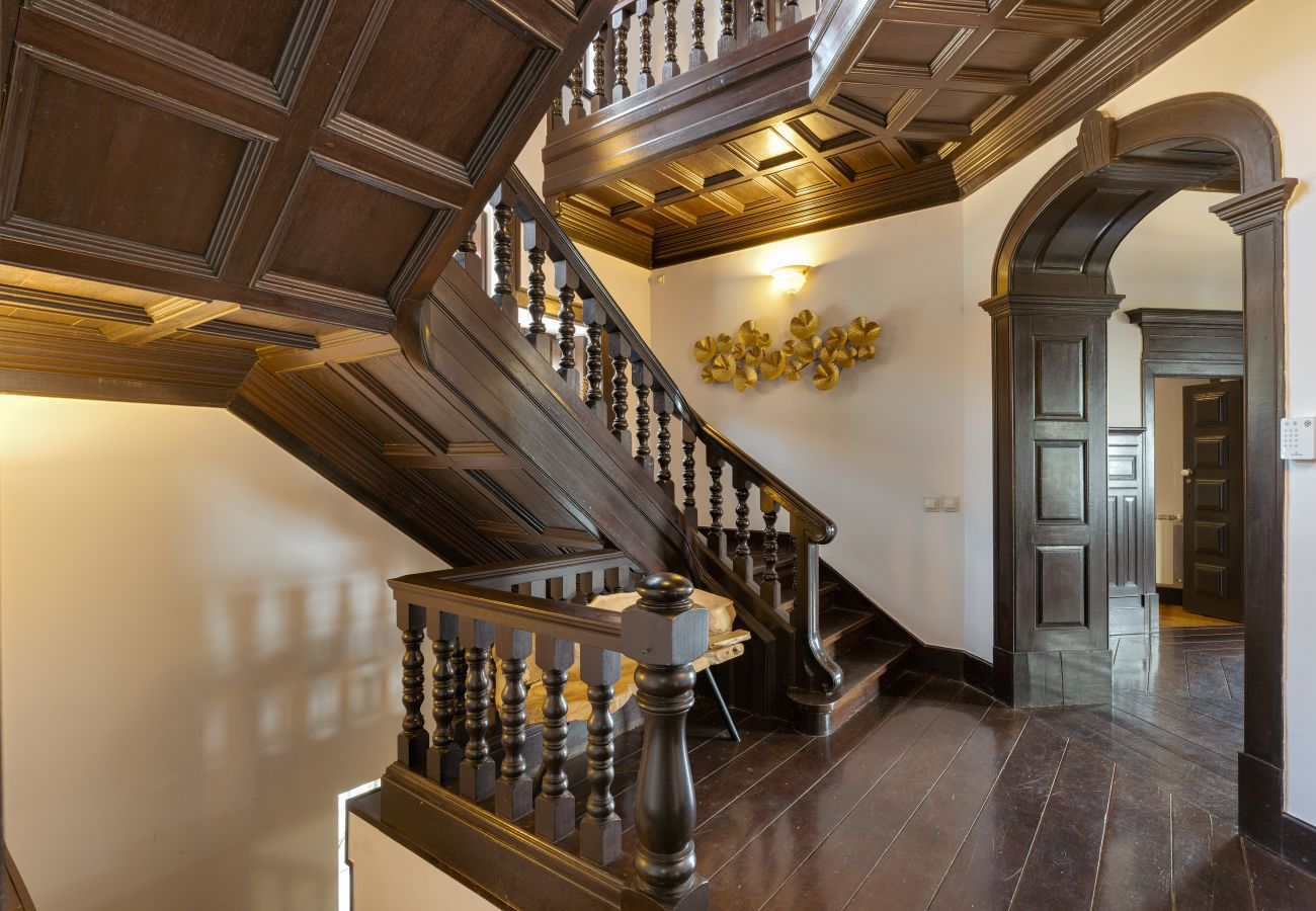 Villa in Cascais - Seafront Manor