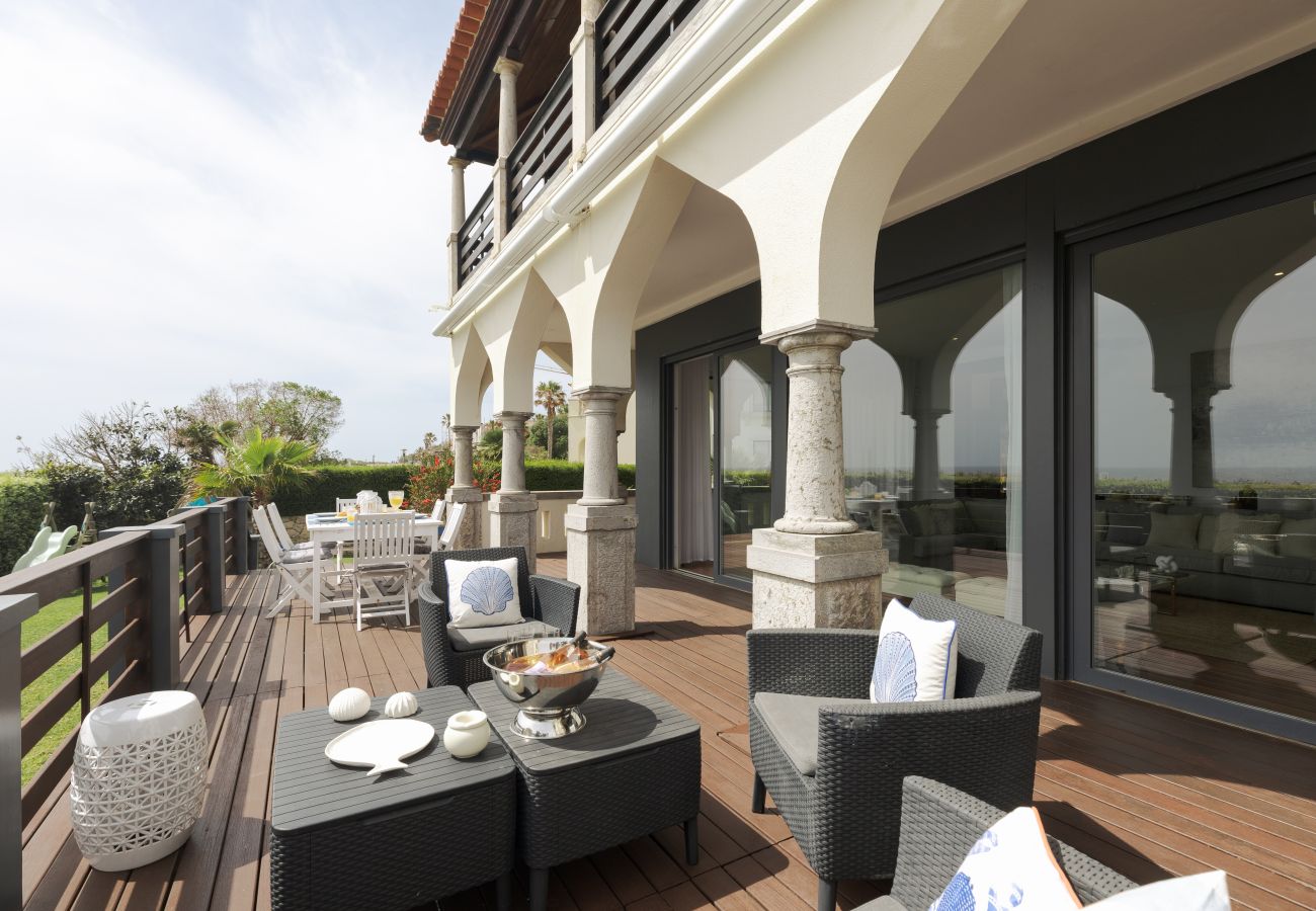 Villa in Cascais - Seafront Manor