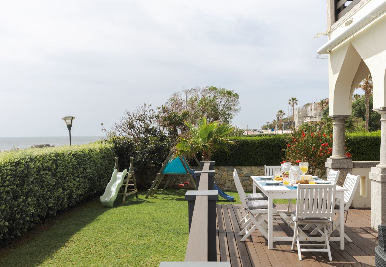 Villa in Cascais - Seafront Manor