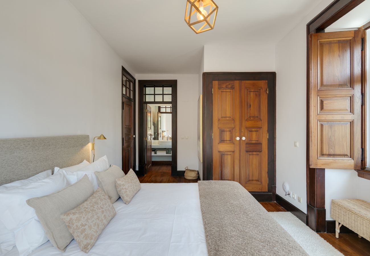 Villa in Cascais - Seafront Manor