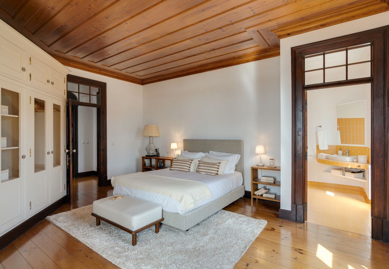 Villa in Cascais - Seafront Manor