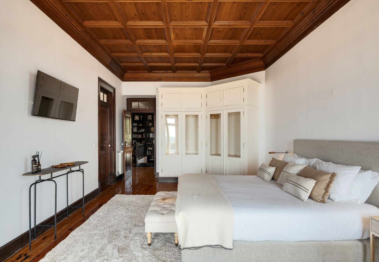 Villa in Cascais - Seafront Manor