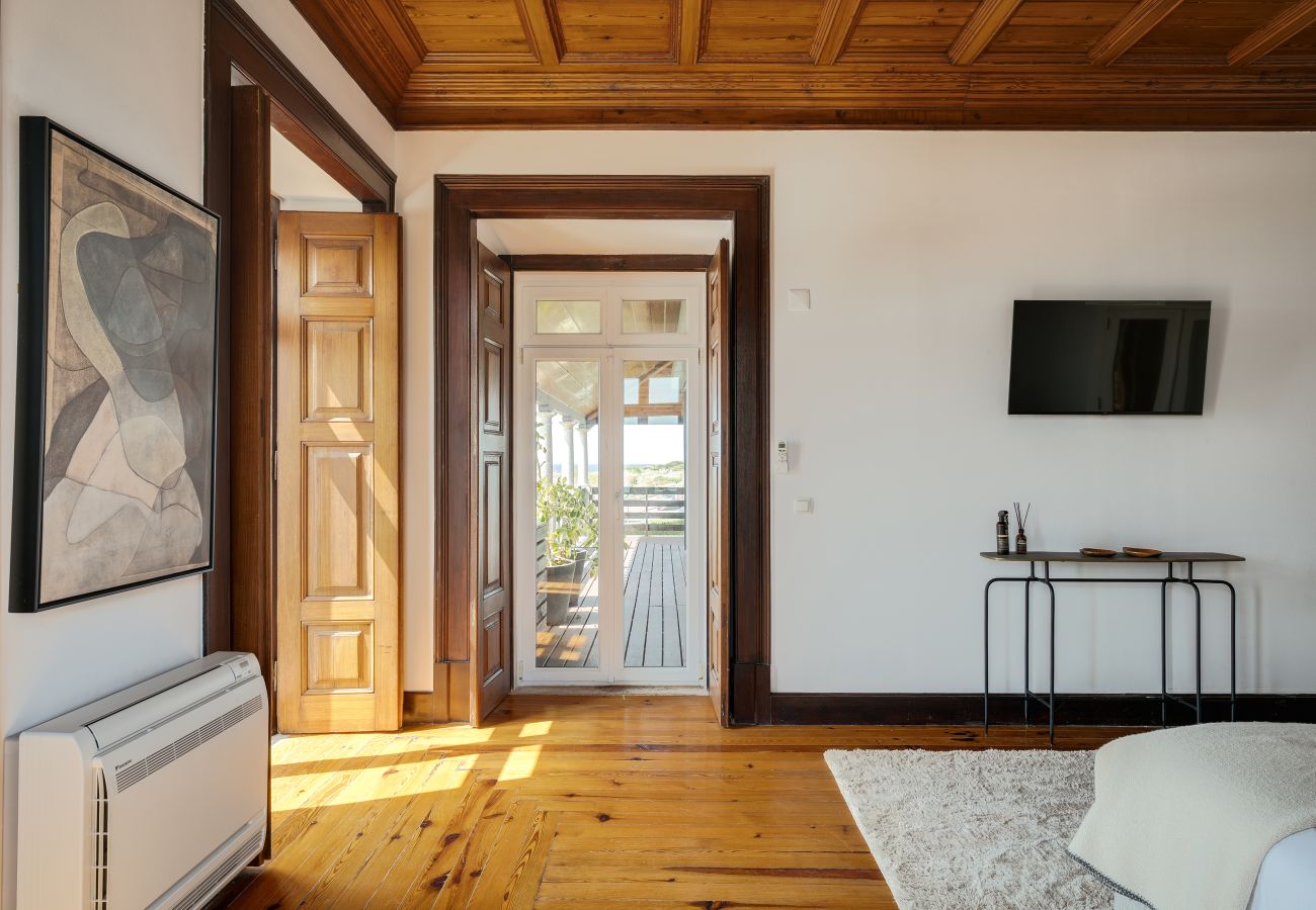 Villa in Cascais - Seafront Manor