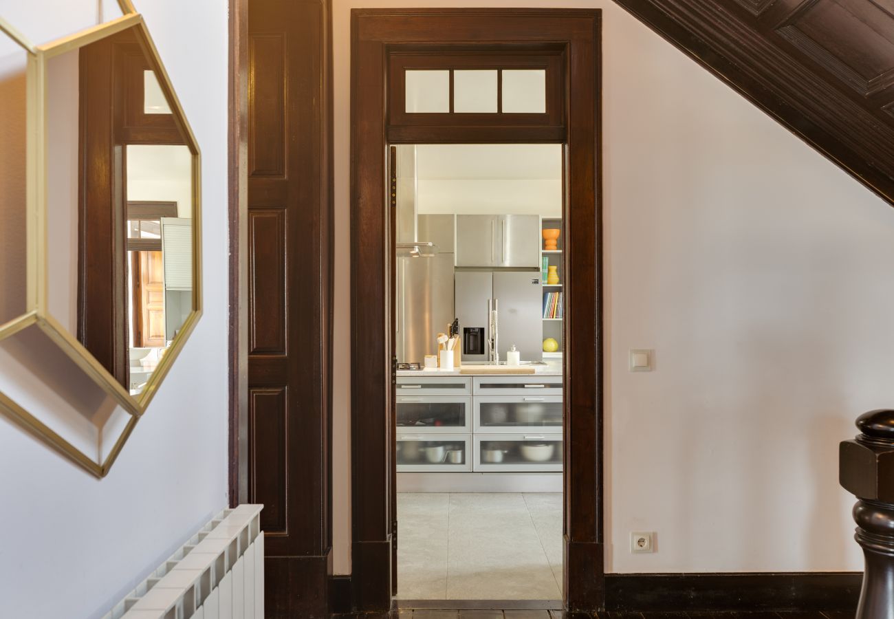 Villa in Cascais - Seafront Manor