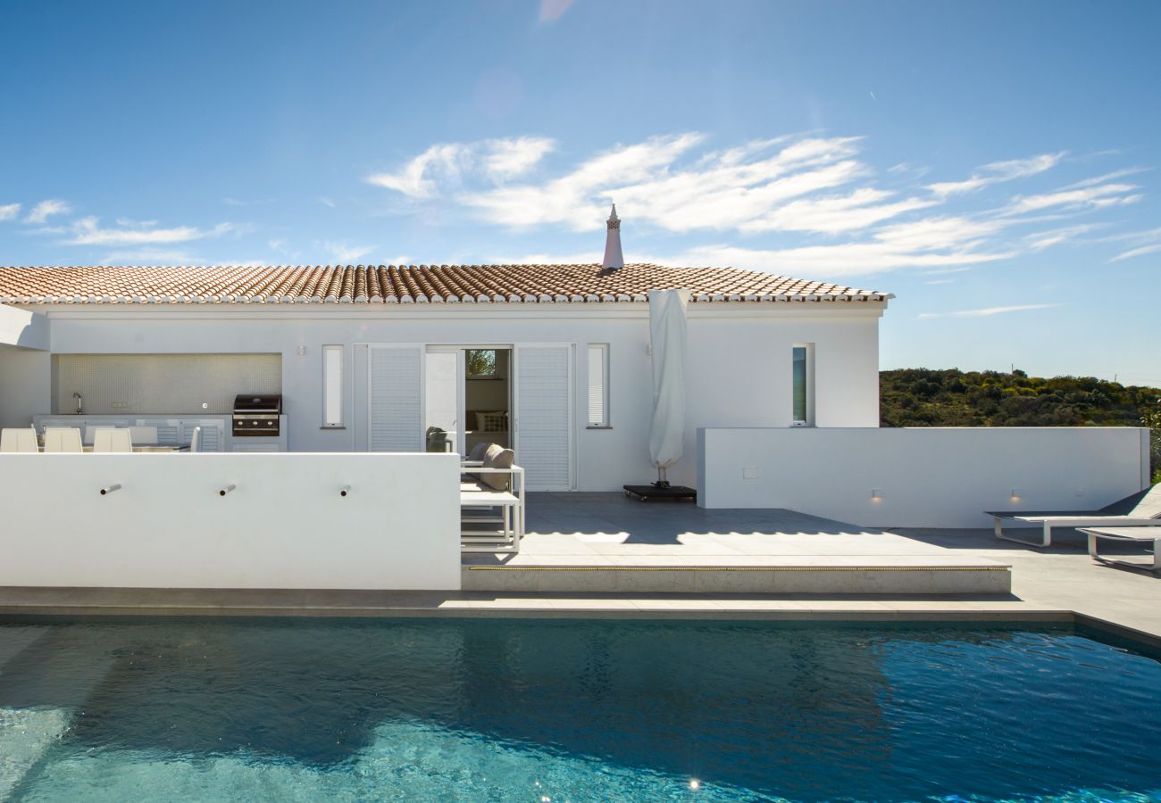 Villa in Silves - Maison Blanche