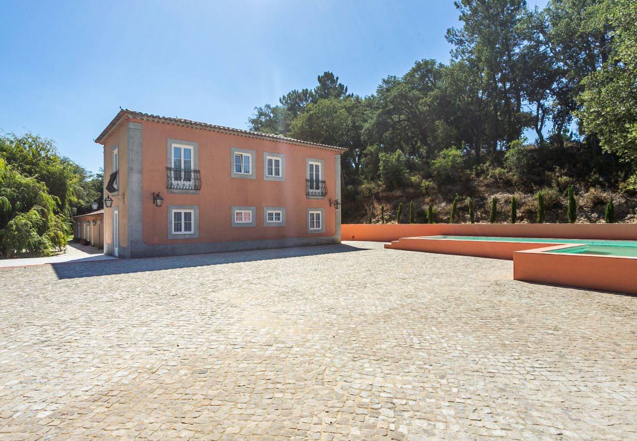 Villa in Azeitão - Arrábida Pine Retreat
