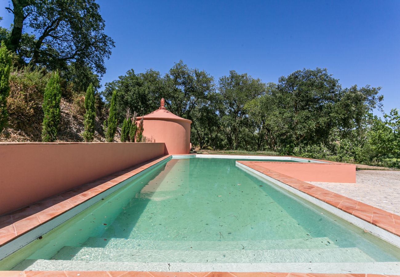 Villa in Azeitão - Arrábida Pine Retreat