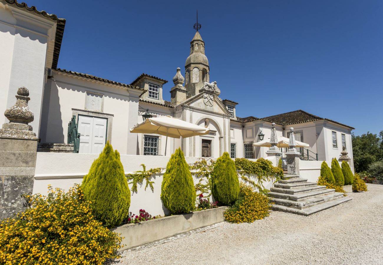 Villa in Azeitão - The Fairy Tale Villa