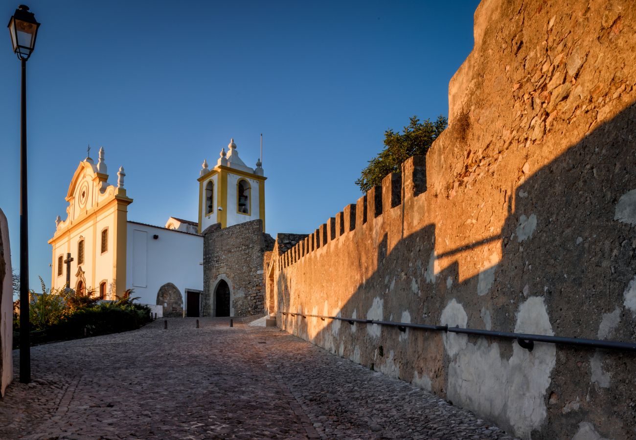 Villa in Santiago do Cacém - Castle House