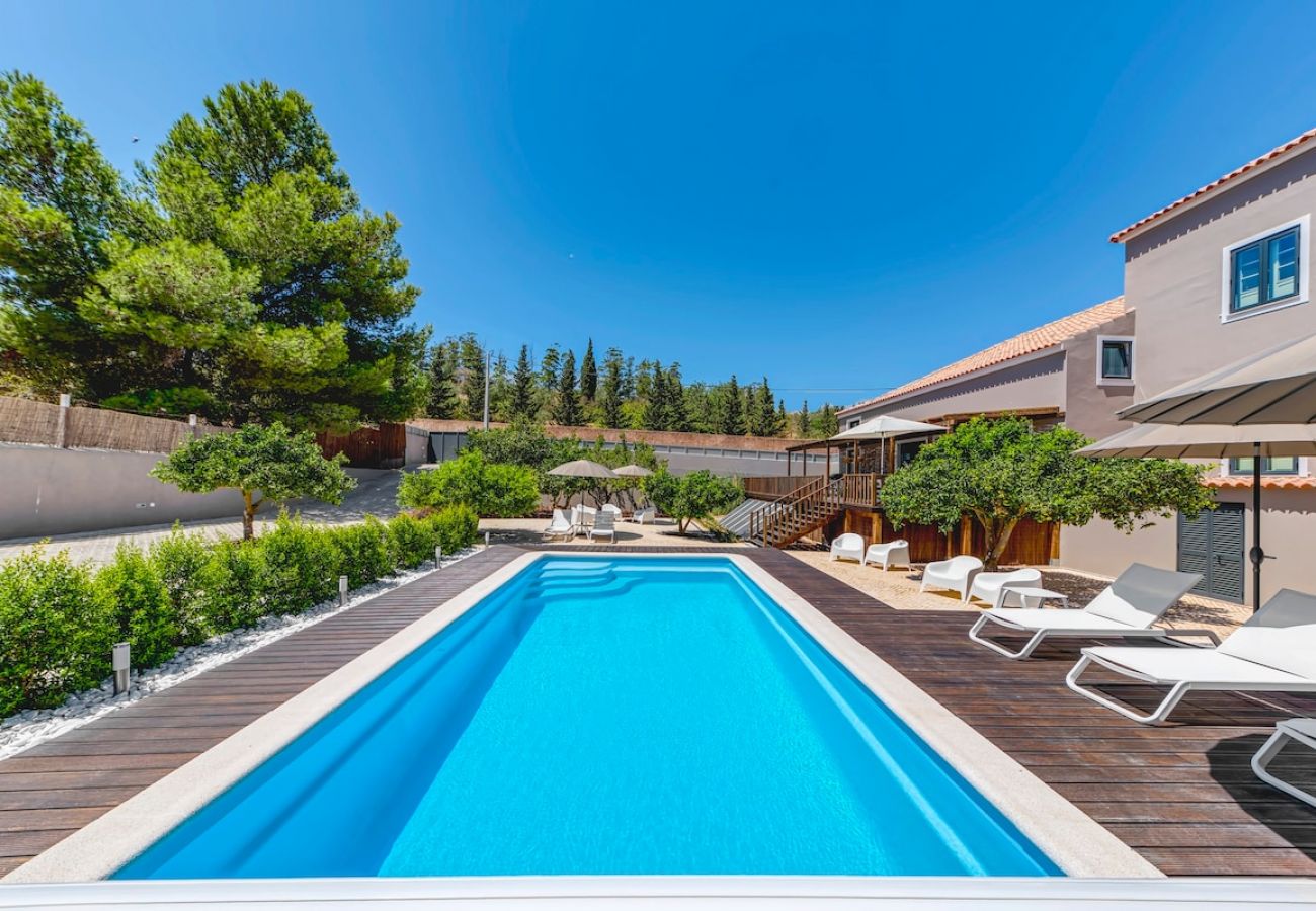 Villa in Ferragudo - Cocheira Beach House