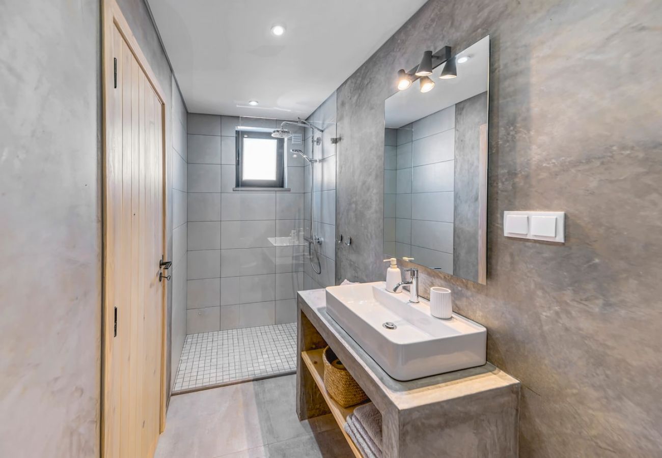 Villa in Ferragudo - Cocheira Beach House