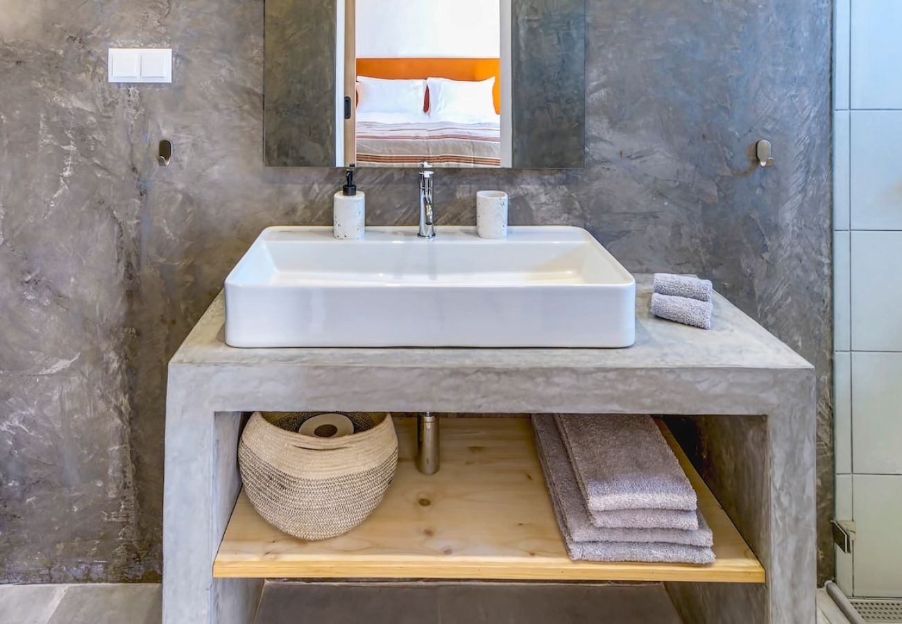 Villa in Ferragudo - Cocheira Beach House