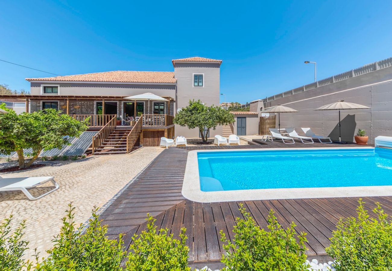 Villa in Ferragudo - Cocheira Beach House