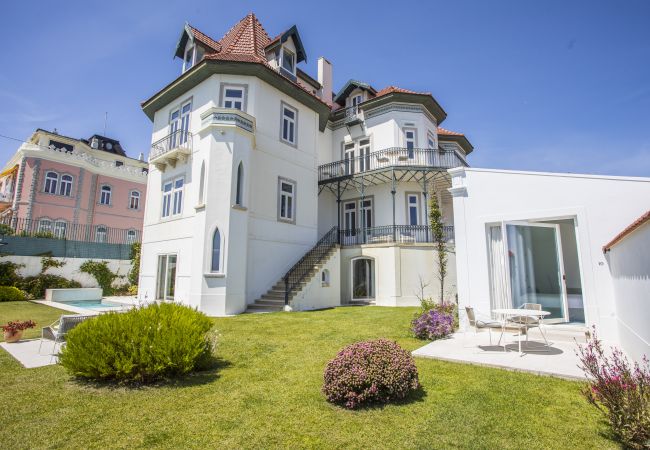 Villa/Dettached house in Estoril - Seaview Castle