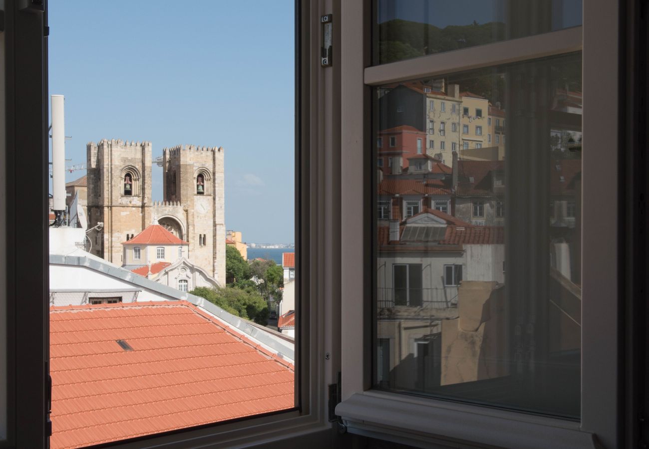 Apartment in Lisbon - Lisbon Sé Penthouse