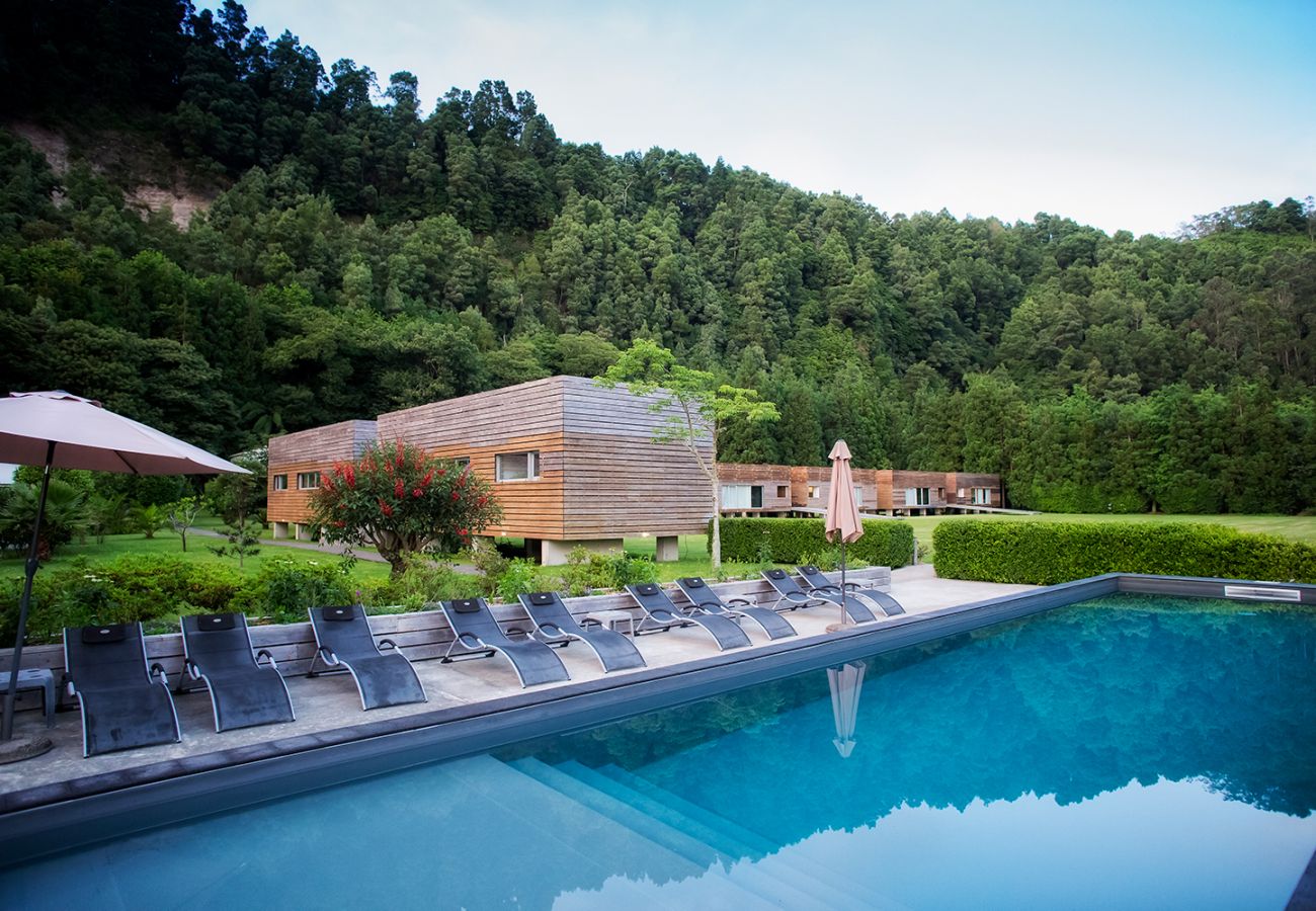 Villa in Furnas - Sevenbark Lodge