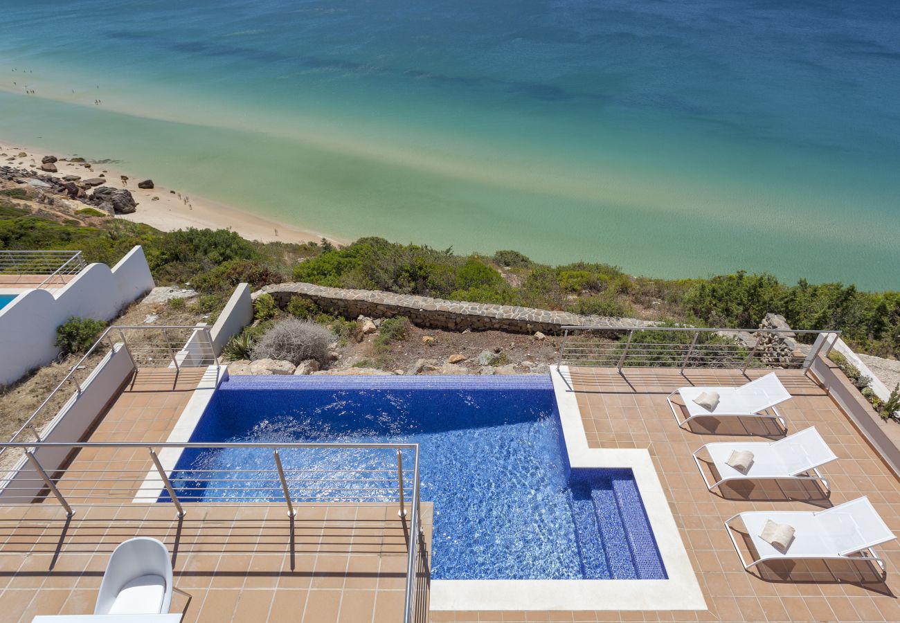 Villa in Praia da Salema - Designer Beach Villa