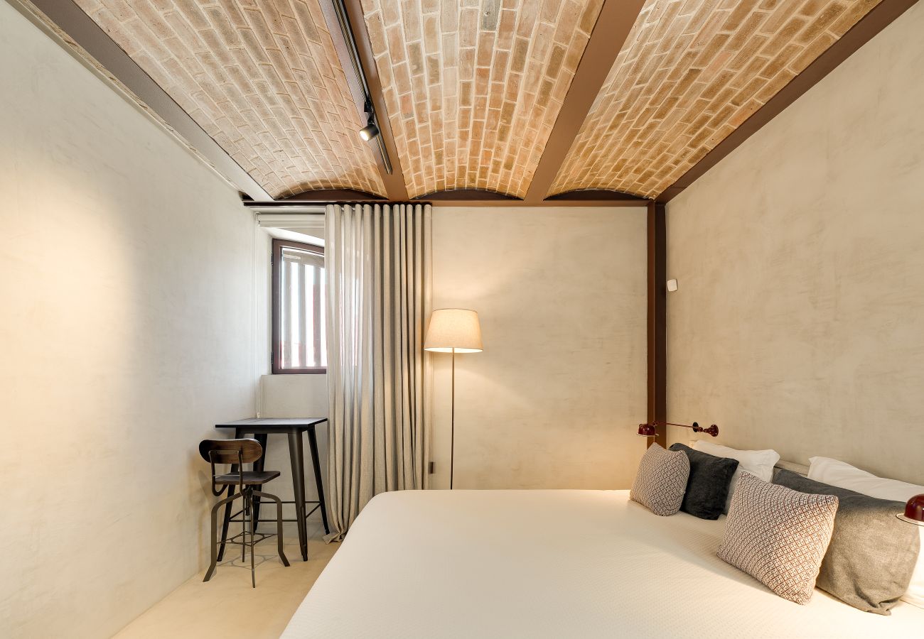 Villa in Lisbon - A Skyline Urban Villa
