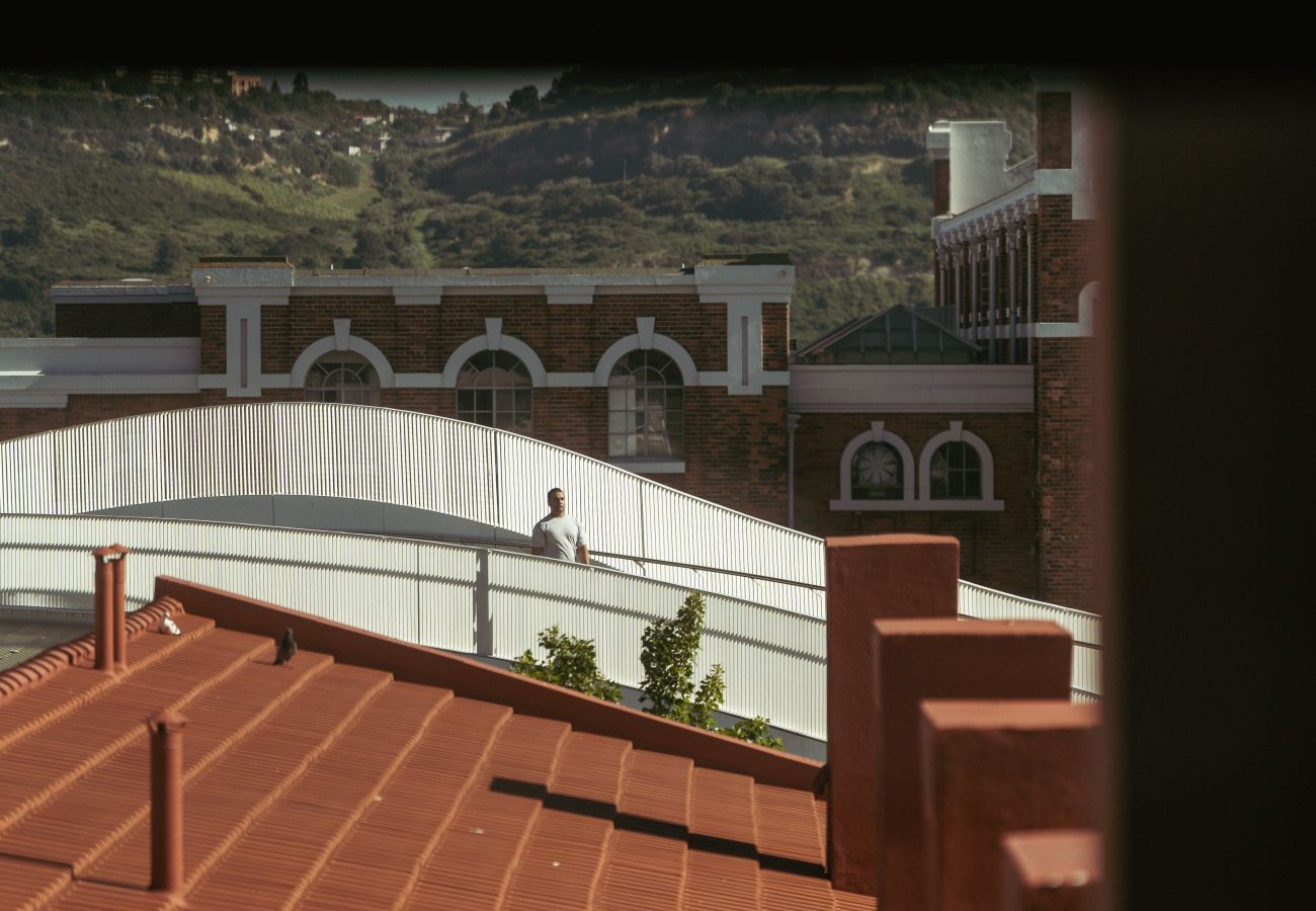 Villa in Lisbon - A Skyline Urban Villa