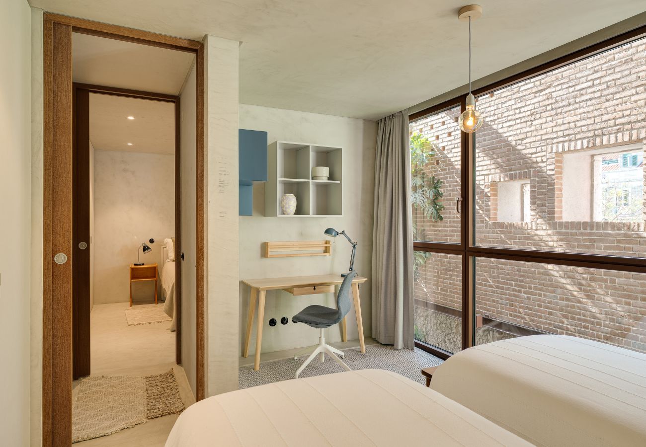 Villa in Lisbon - A Skyline Urban Villa