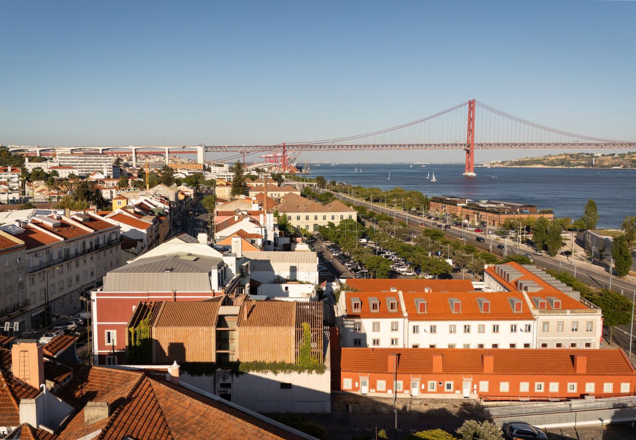 Villa in Lisbon - A Skyline Urban Villa