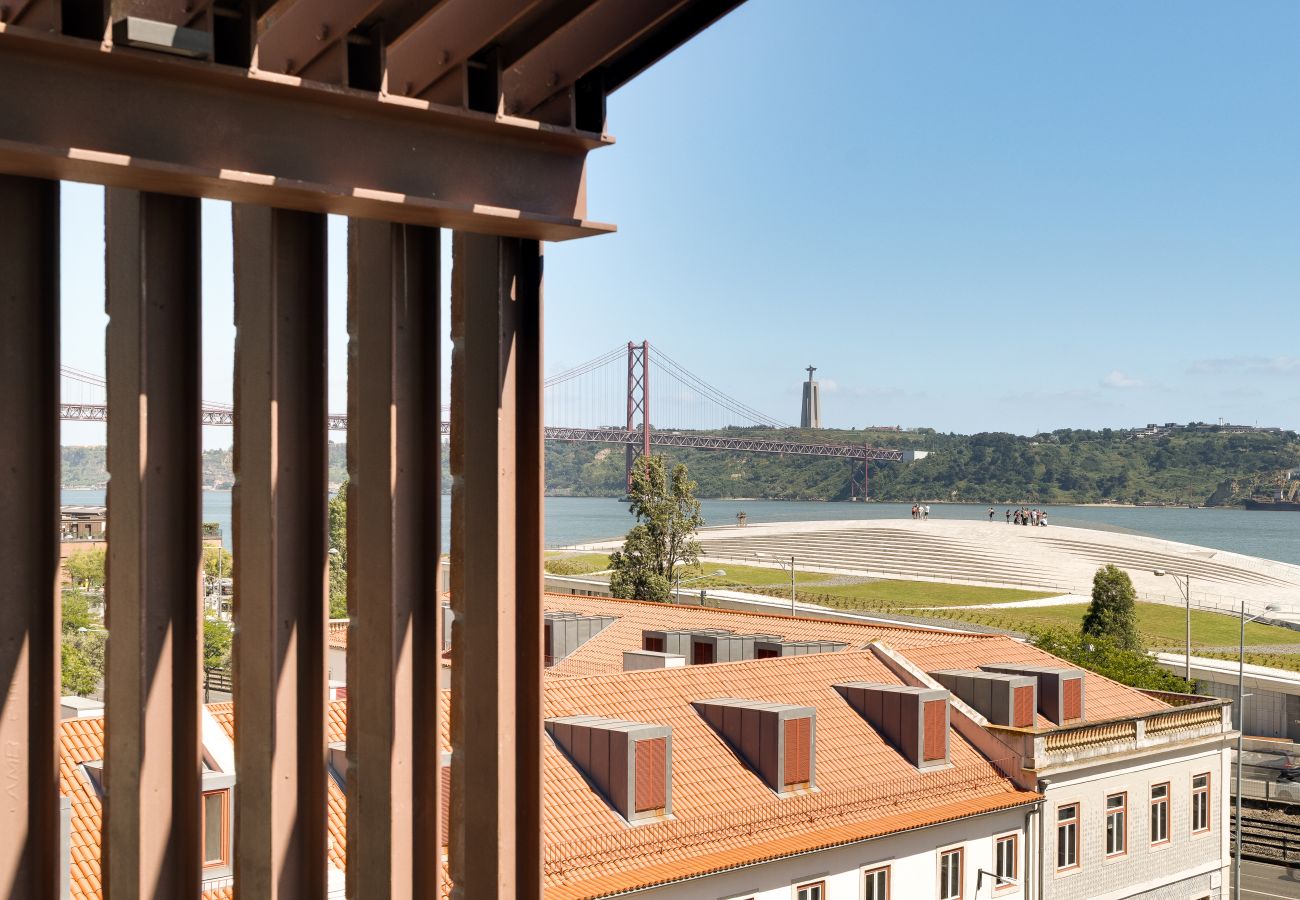 Villa in Lisbon - A Skyline Urban Villa