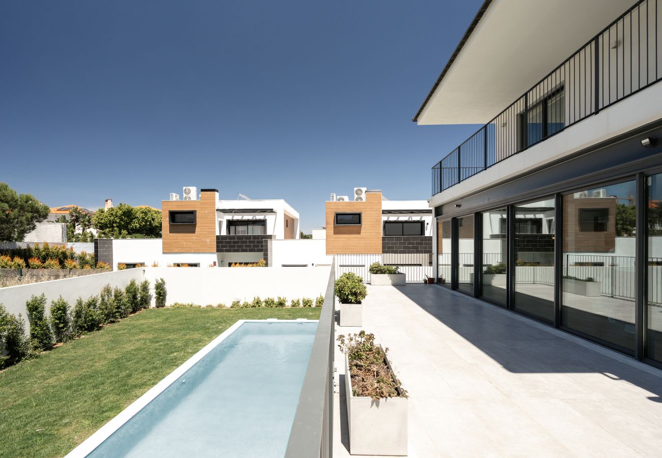 Villa in Cascais - Coast Town Villa