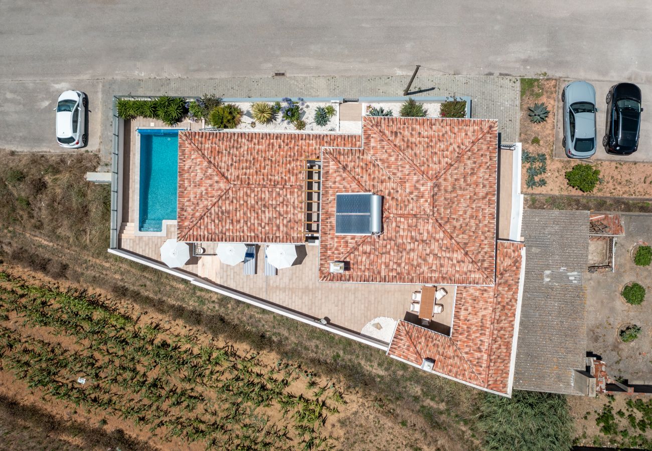 Villa in Lourinhã - White Sands Getaway