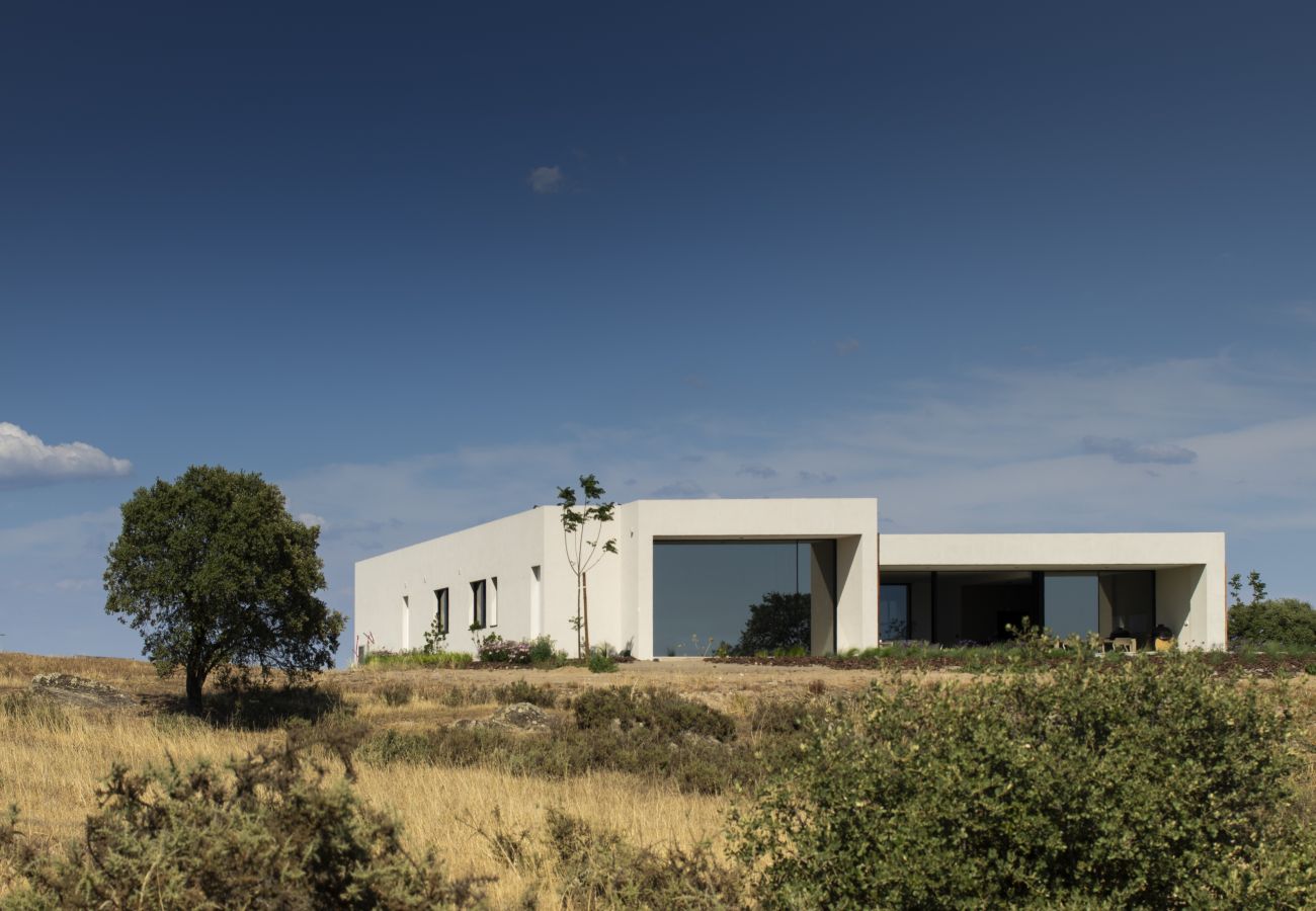 Villa in Reguengos de Monsaraz - Blissfully Alentejo