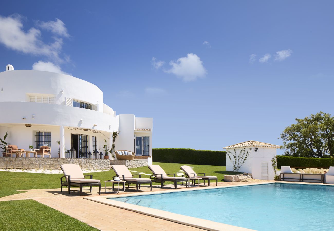 House in Guia - Algarve Nature Retreat