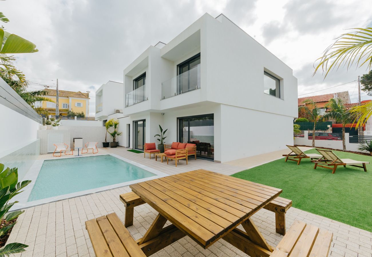 Villa in Aroeira - Caparica Sun Coast Escape