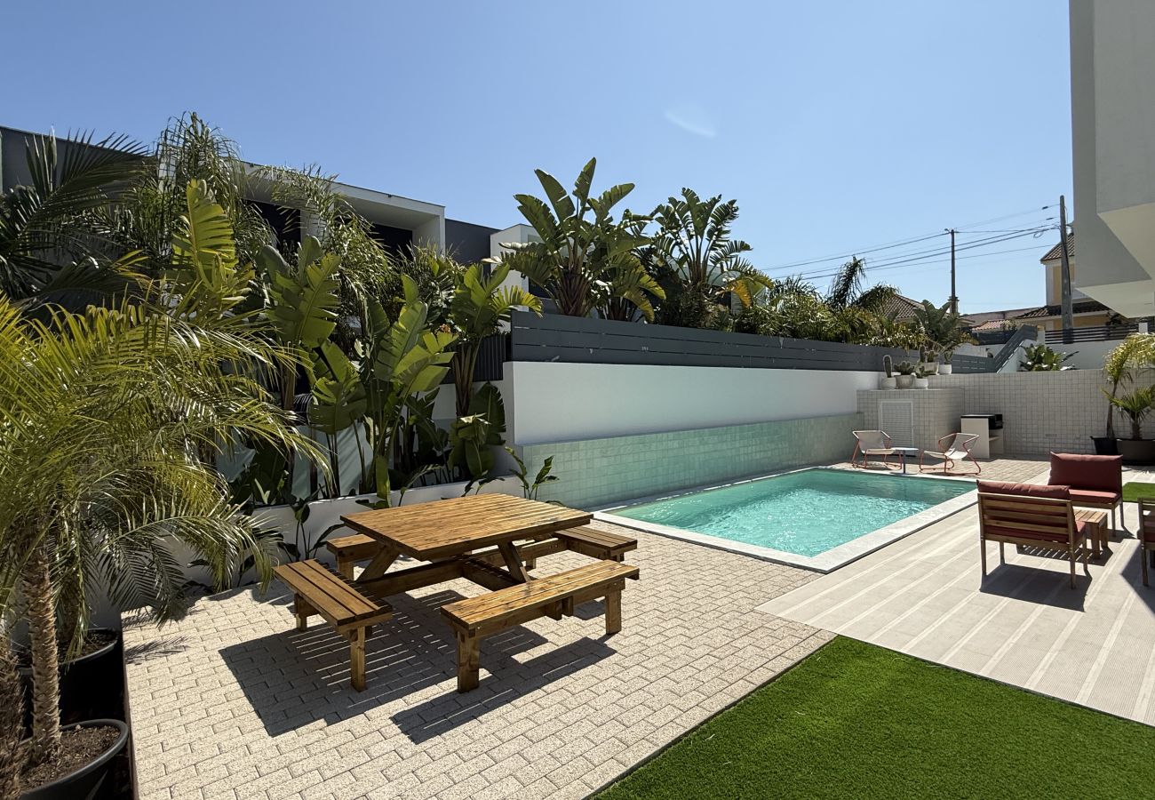 Villa in Aroeira - Caparica Sun Coast Escape
