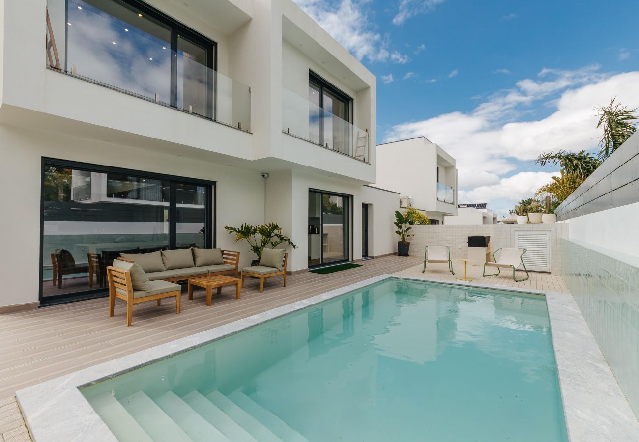 Villa in Aroeira - Beach Caparica Hideaway