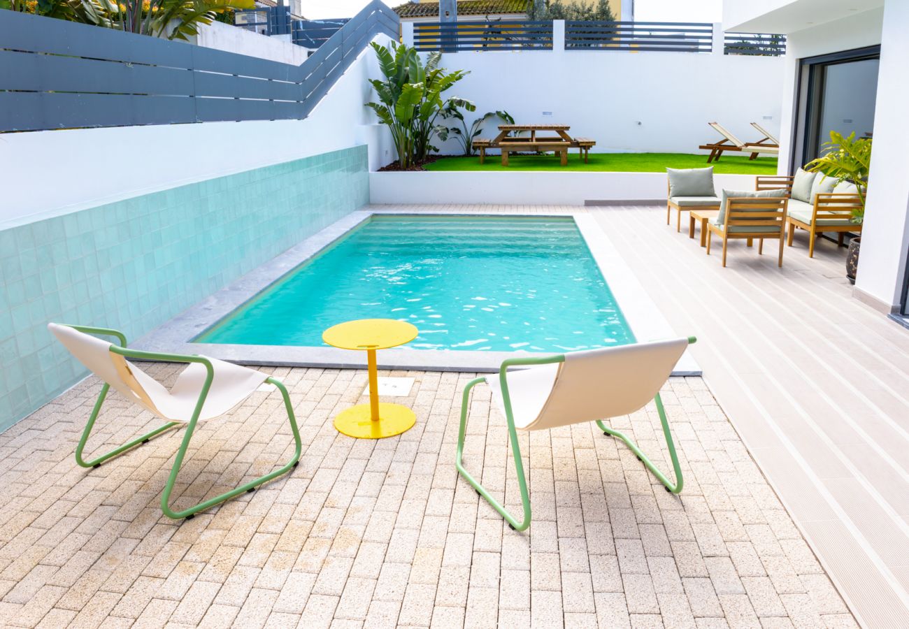 Villa in Aroeira - Beach Caparica Hideaway