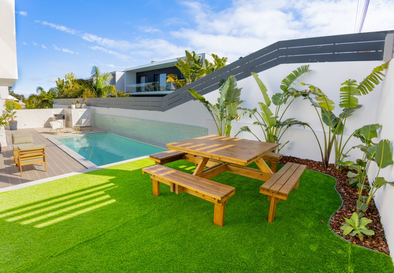 Villa in Aroeira - Beach Caparica Hideaway