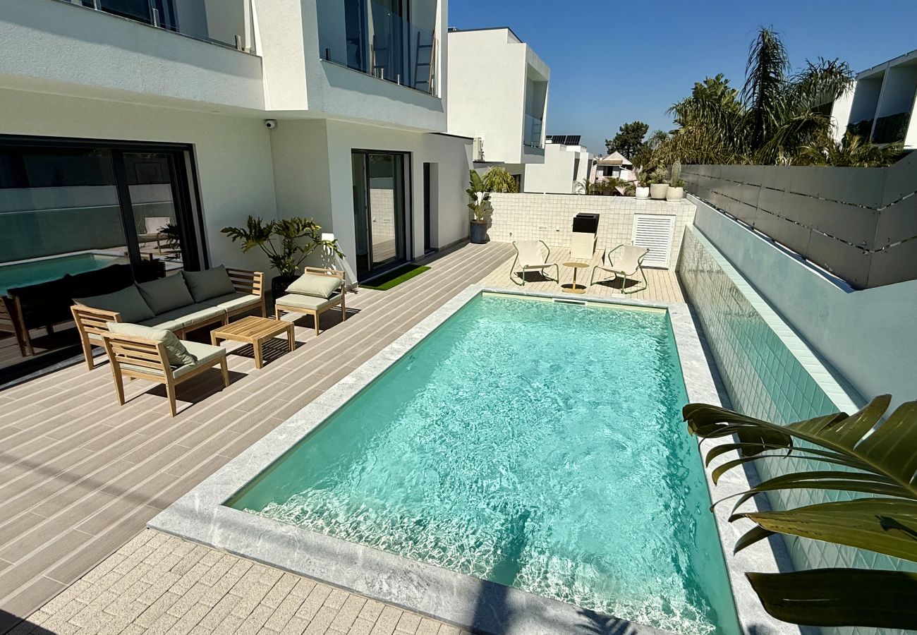 Villa in Aroeira - Beach Caparica Hideaway