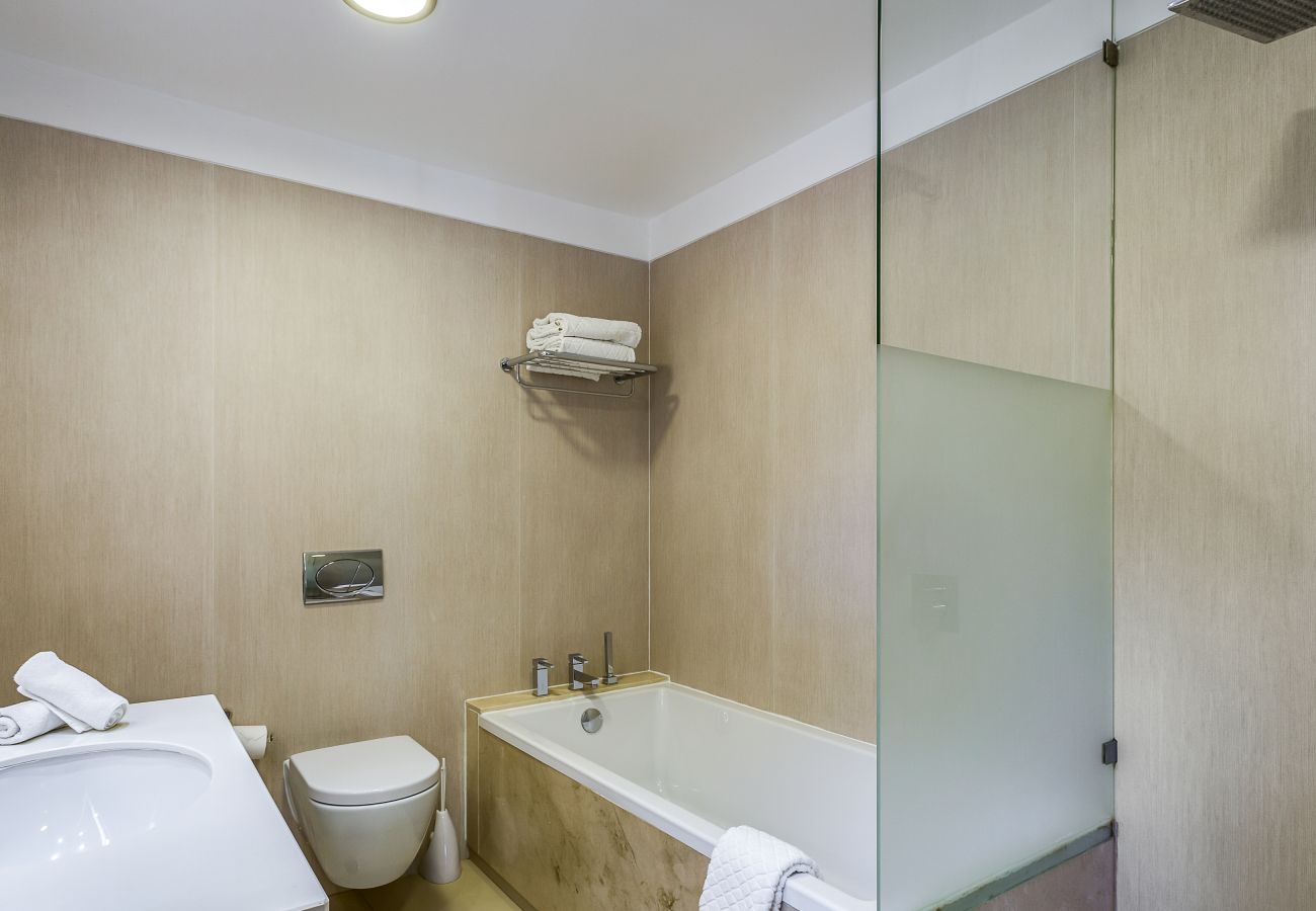 Villa in Albufeira - Algarve Pine Retreat