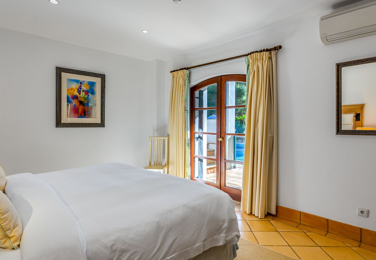 Villa in Albufeira - Algarve Pine Retreat