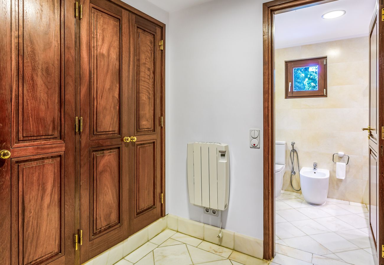 Villa in Albufeira - Algarve Pine Retreat