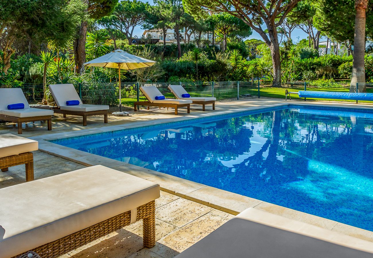 Villa in Albufeira - Algarve Pine Retreat