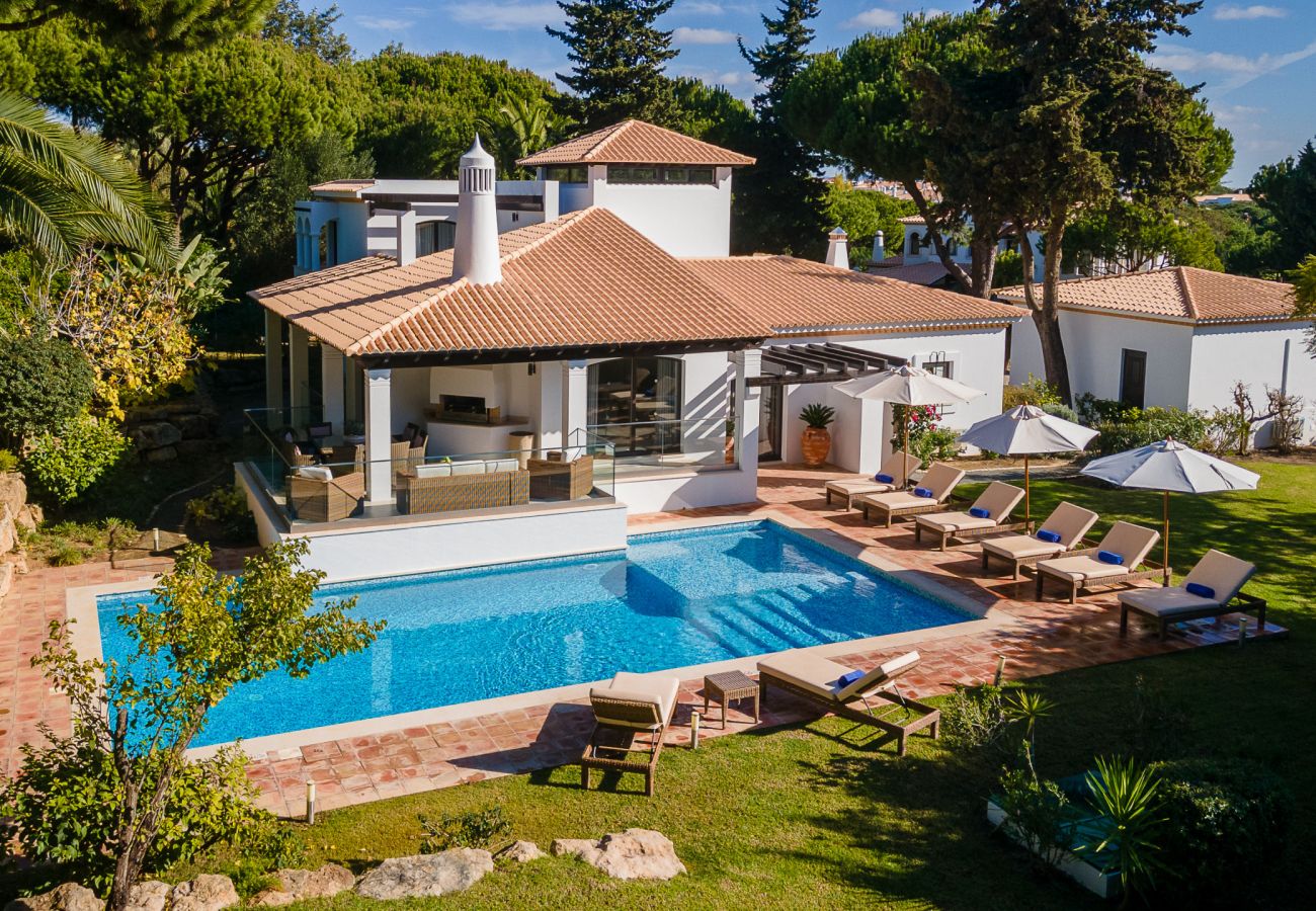 Villa in Albufeira - Algarve Cliffside Escape
