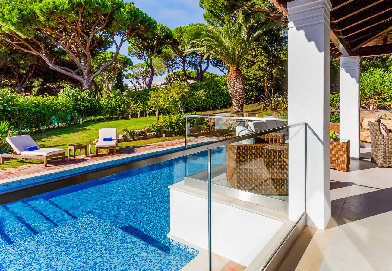 Villa in Albufeira - Algarve Cliffside Escape