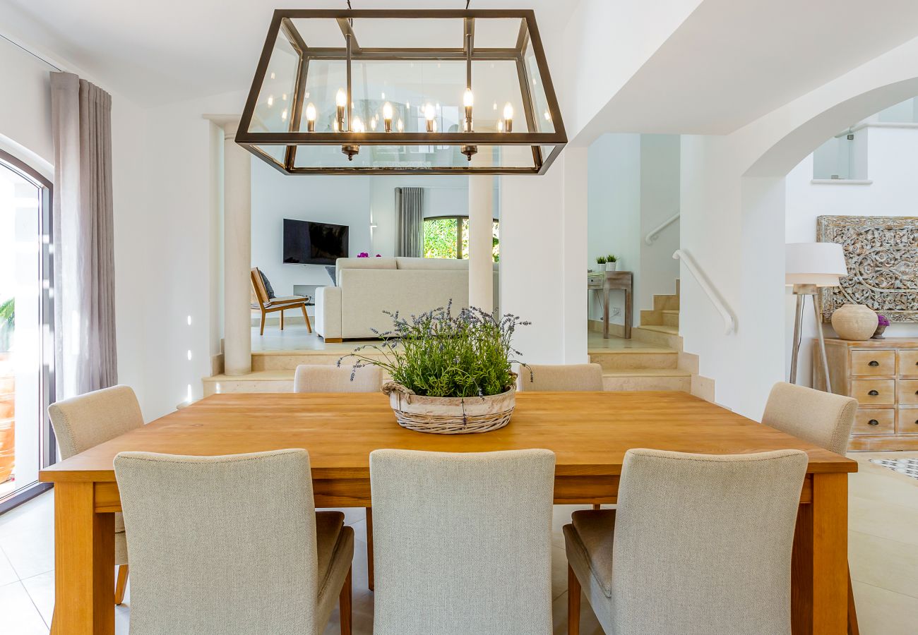 Villa in Albufeira - Algarve Cliffside Escape