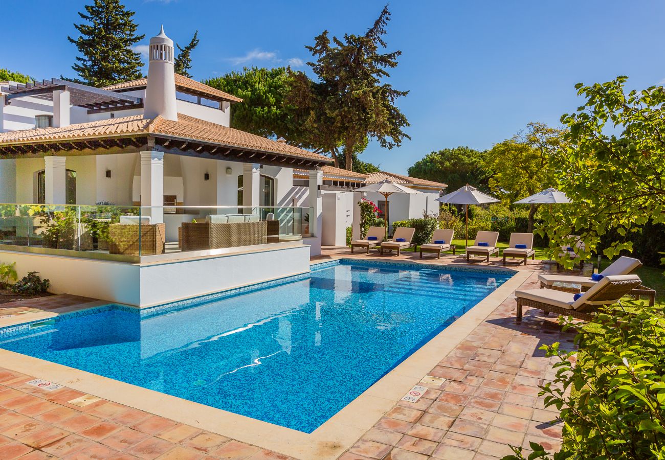 Villa in Albufeira - Algarve Cliffside Escape
